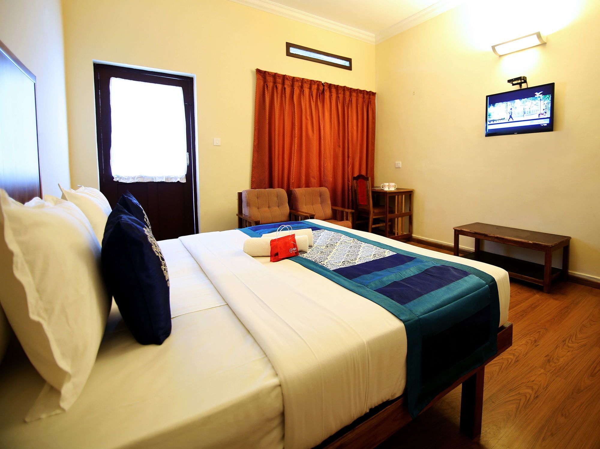Oyo 2887 Hotel Sn International Kumily Ngoại thất bức ảnh