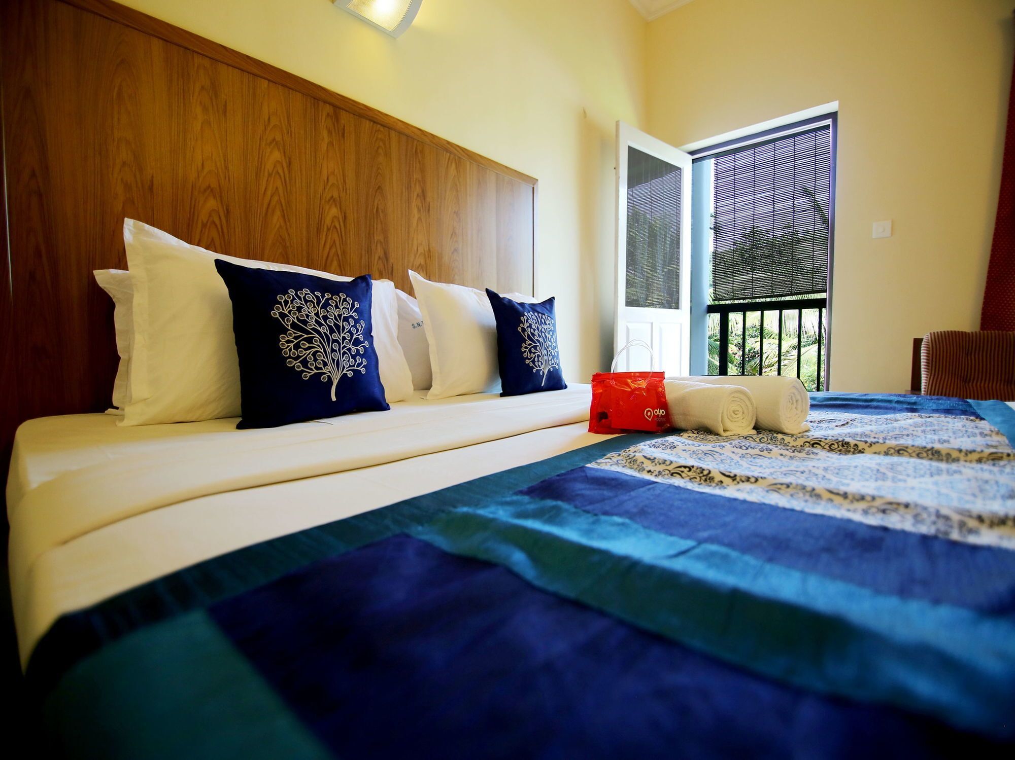 Oyo 2887 Hotel Sn International Kumily Ngoại thất bức ảnh
